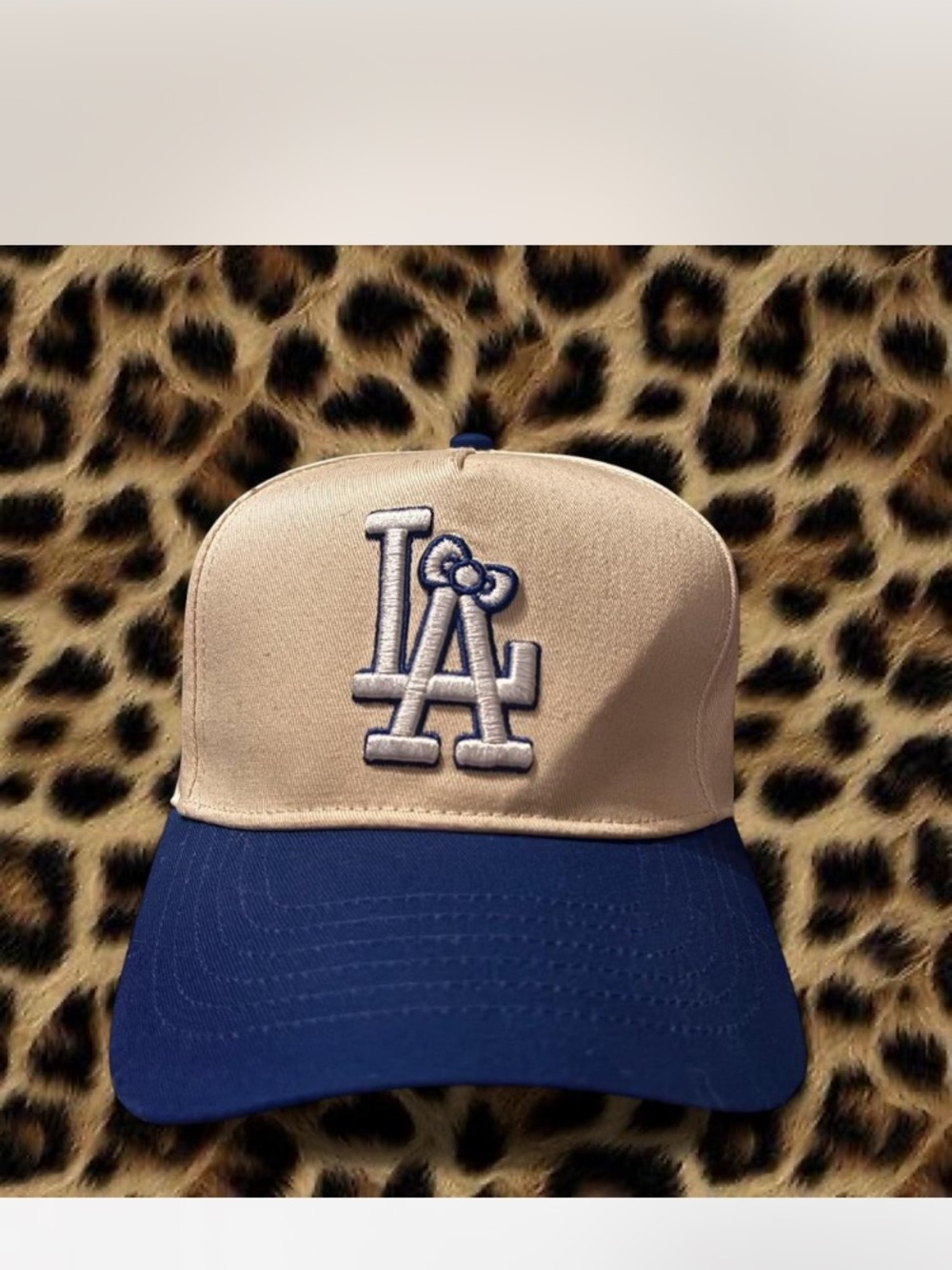 Hello Kitty LA Two-Tone Baseball Cap - Beige & Navy